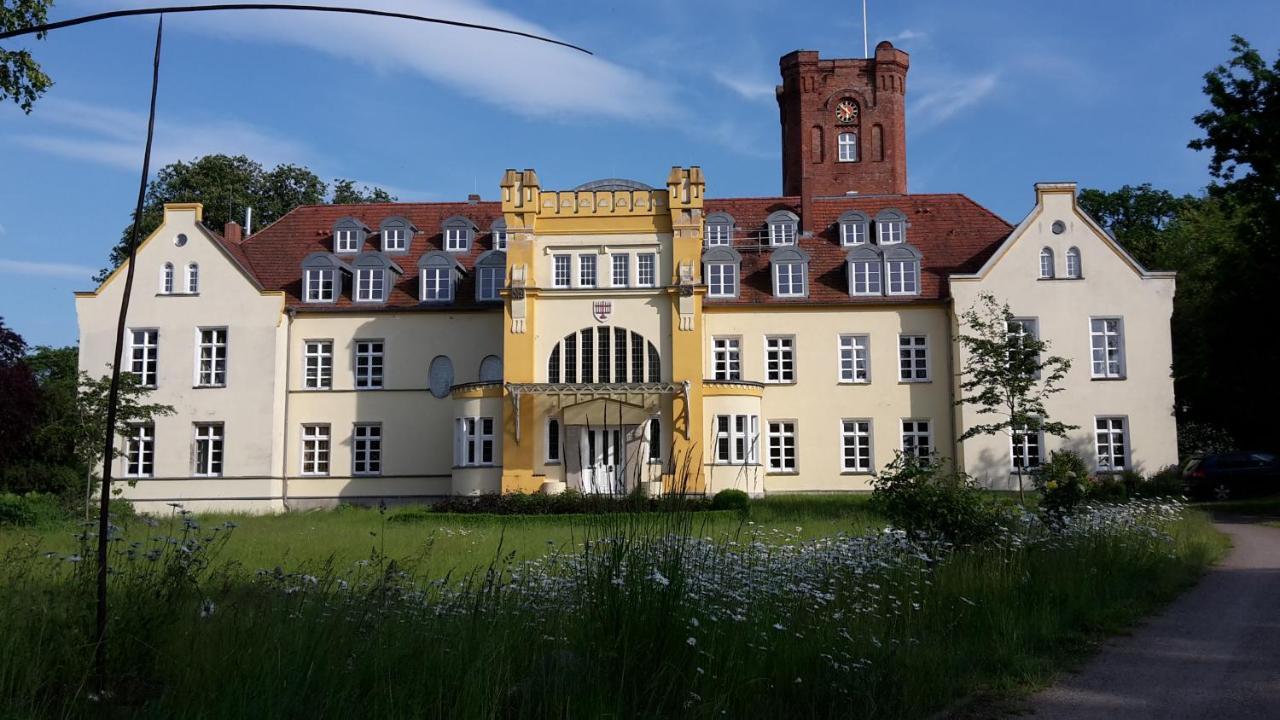 Schloss Lelkendorf, FeWo Groß Gievitz Exterior foto